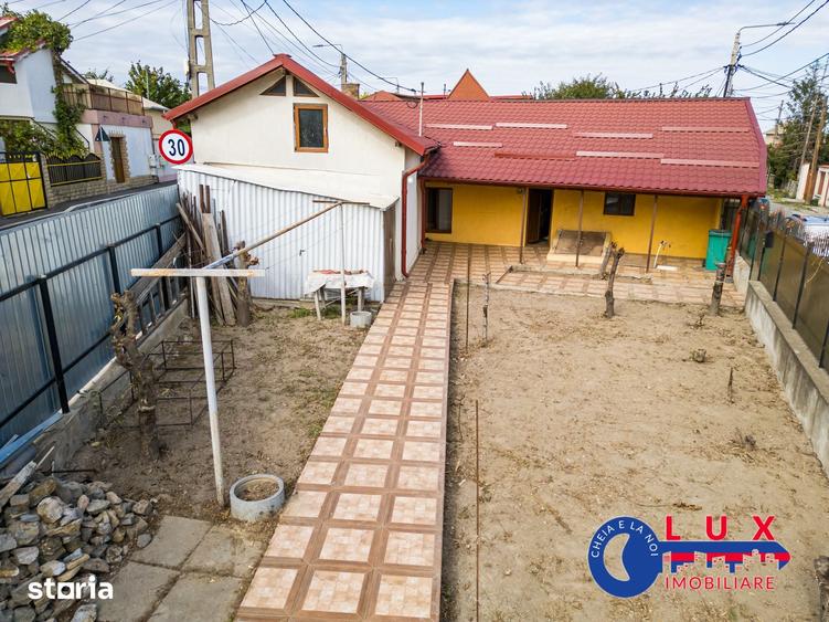 Casă cu 2 camere cu Teren 225 Mp în Central