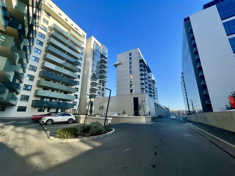 Apartament cu 2 camere semidecomandat, mobilat în Aviației