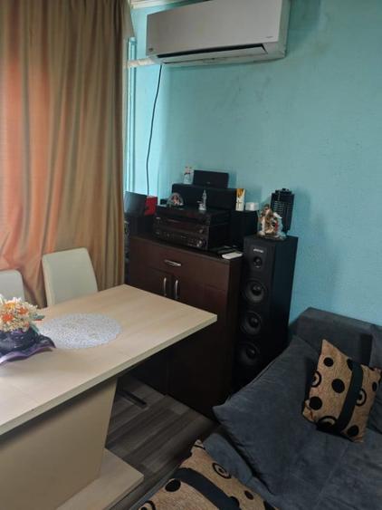 Apartament cu 2 camere decomandat în Faleză