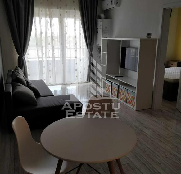 Apartament cu 3 camere decomandat, mobilat în UTA
