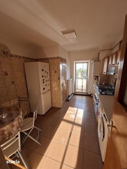 Apartament cu 2 camere în Micro 3