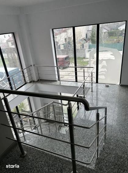 Spațiu comercial, de 250 mp, în Străulești