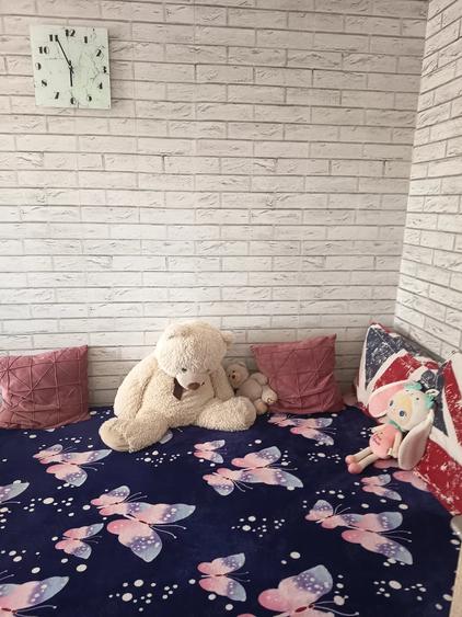 Apartament cu 4 camere semidecomandat în Obor