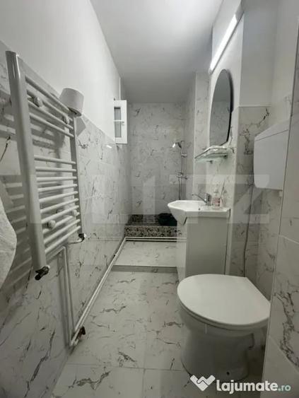 Apartament cu 3 camere decomandat în Dâmbu Pietros