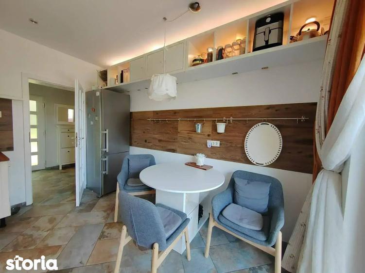 Casă cu 3 camere decomandat cu Teren 830 Mp în Corbeanca