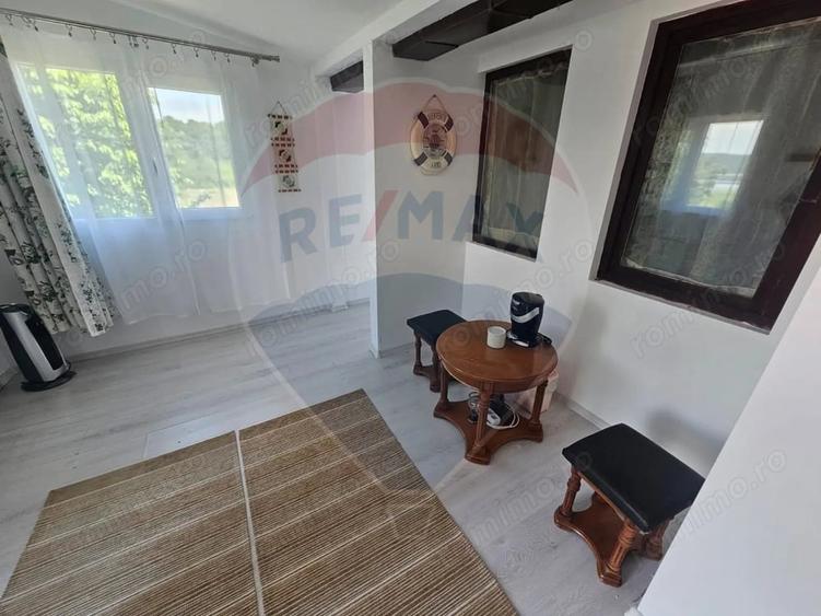 Casă cu Teren 800 Mp în Fârdea