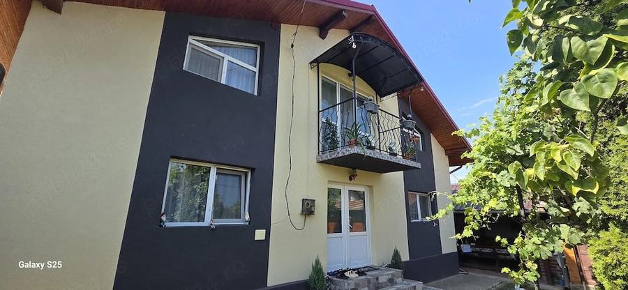 Casă cu Teren 430 Mp în Puținei