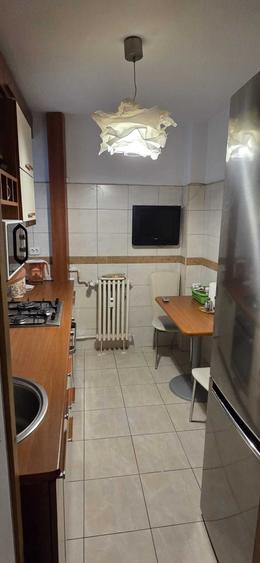 Apartament cu 2 camere decomandat în Titan