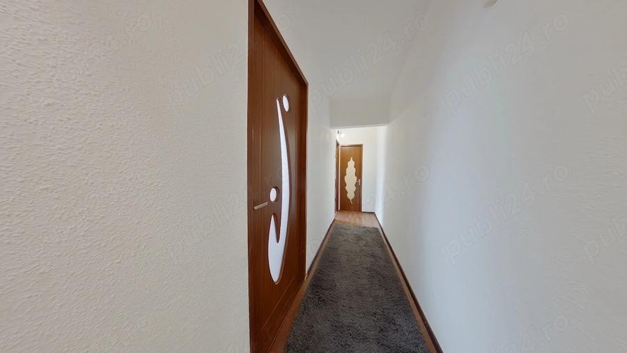 Apartament cu 3 camere decomandat în Bartolomeu