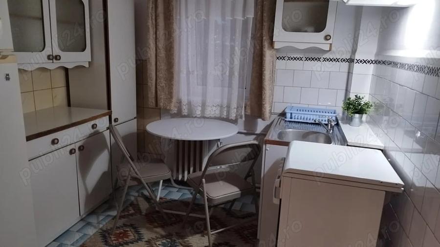 Apartament cu 2 camere decomandat în Universității