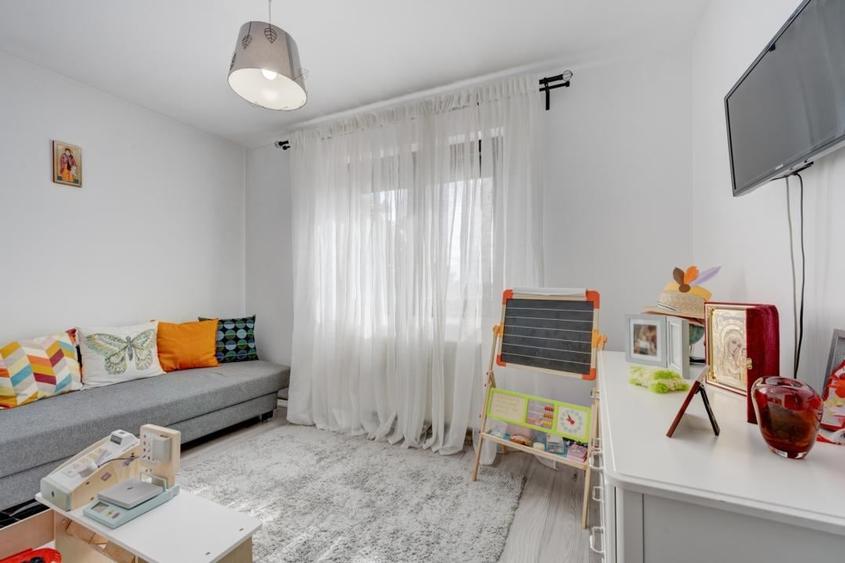 Casă individuală cu 4 camere cu Canalizare în Chiajna