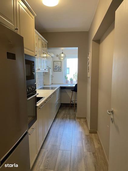 Apartament cu 3 camere semidecomandat în Theodor Pallady