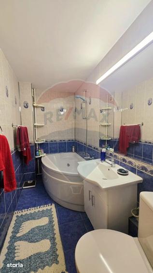 Apartament cu 3 camere, mobilat în 13 Septembrie