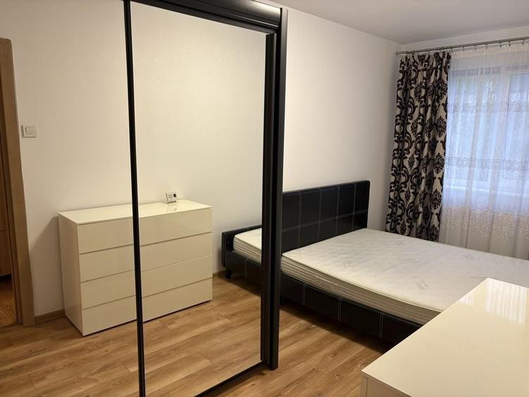 Apartament cu 2 camere decomandat în Astra