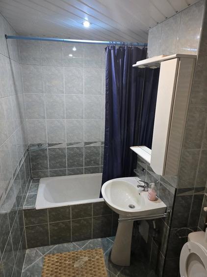 Apartament cu 3 camere decomandat în Matei Basarab