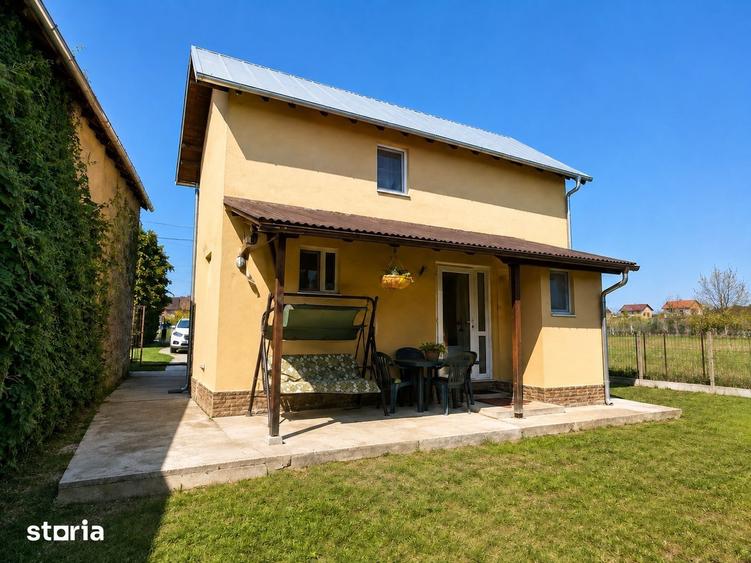Casă cu 3 camere cu Teren 532 Mp în Răzvad