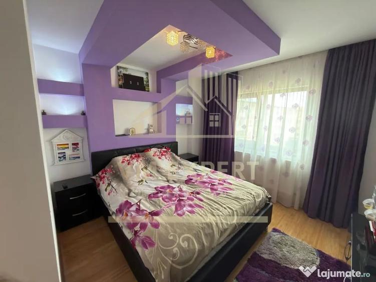 Apartament cu 3 camere decomandat în Sud