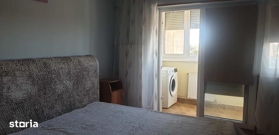 Apartament cu 2 camere decomandat, mobilat în Exterior Vest