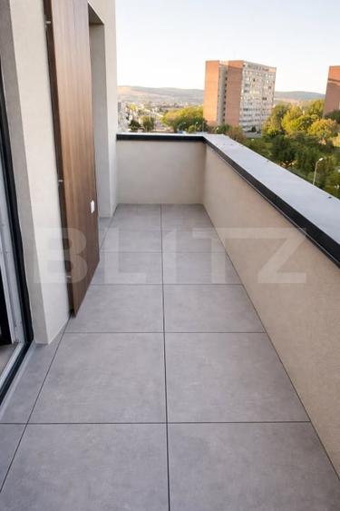 Apartament cu 2 camere semidecomandat, mobilat în Libertății