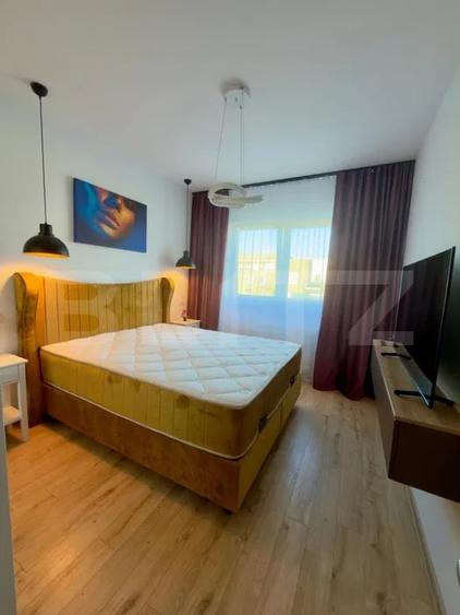 Apartament cu 3 camere decomandat, mobilat în Tractorul