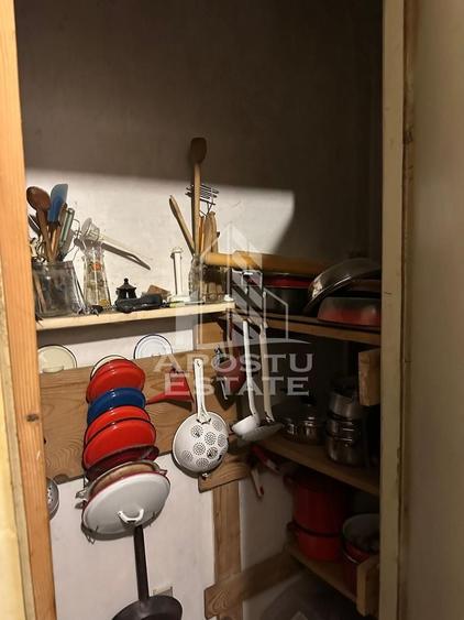 Apartament cu 4 camere decomandat, mobilat în Complex Studențesc