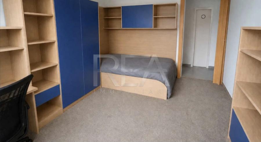 Apartament cu 4 camere decomandat, mobilat în Gorjului