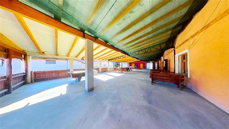 Casă individuală cu 11 camere cu Teren 1000 Mp în Bereni