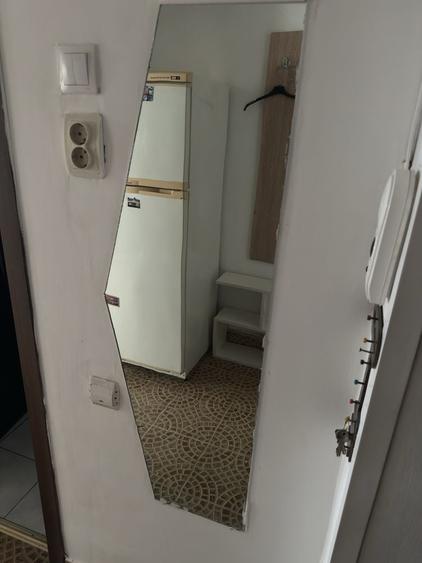 Garsonieră semidecomandată, mobilată în Sălăjan