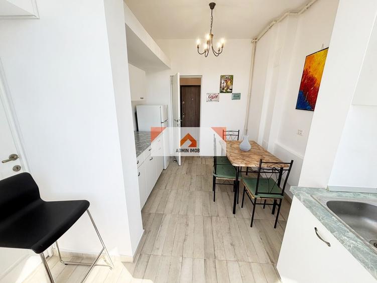 Apartament cu 2 camere decomandat în Gara de Nord