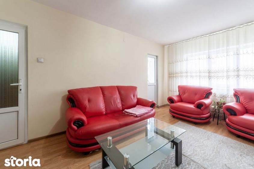 Apartament cu 3 camere decomandat în Central