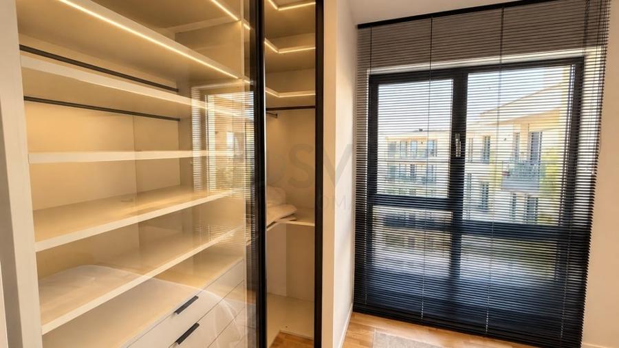 Apartament cu 2 camere decomandat în Băneasa
