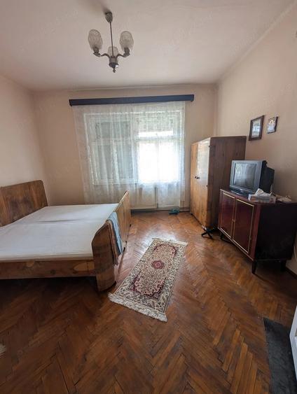Vand casa comuna Socol, jude? Caras Severin - 1