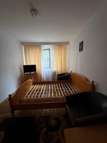 Apartament cu 2 camere nedecomandat, mobilat în Tătărași