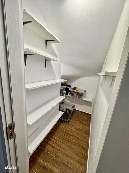 Casă cu 4 camere cu Teren 648 Mp în Sânpetru