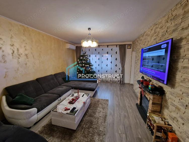 Apartament cu 5 camere nedecomandat, mobilat în UMT