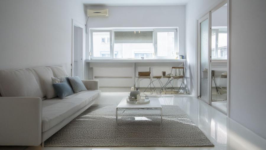 Apartament cu 3 camere circular în Victoriei