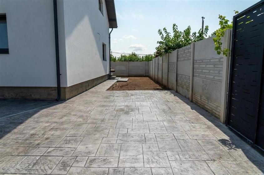 Casă cu 4 camere cu Teren 400 Mp în Berceni