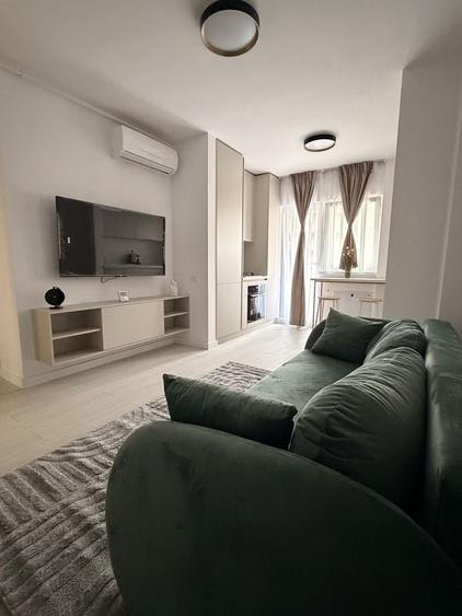 Apartament cu 2 camere decomandat în Central
