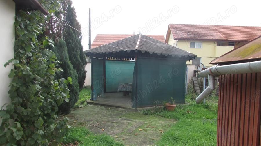 Casă cu 6 camere cu Teren 850 Mp în Ultracentral