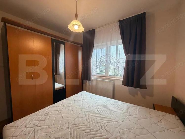Apartament cu 3 camere decomandat în Girocului