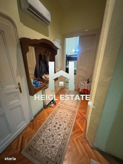 Apartament cu 4 camere în P-ța Victoriei