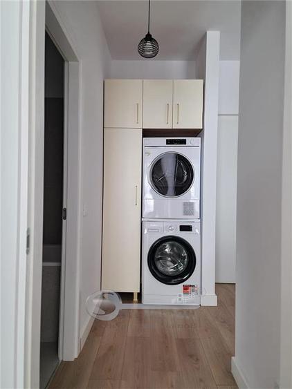 Apartament cu 2 camere semidecomandat în Baza 3