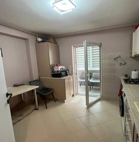 Apartament cu 2 camere decomandat, mobilat în Florești — fotografia 1
