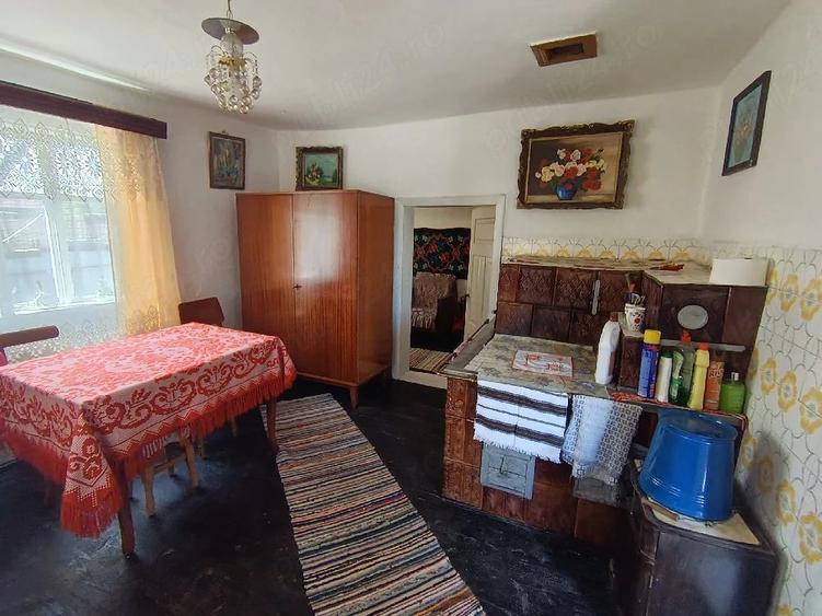 Casă cu 3 camere cu Teren 3000 Mp în Exterior Vest