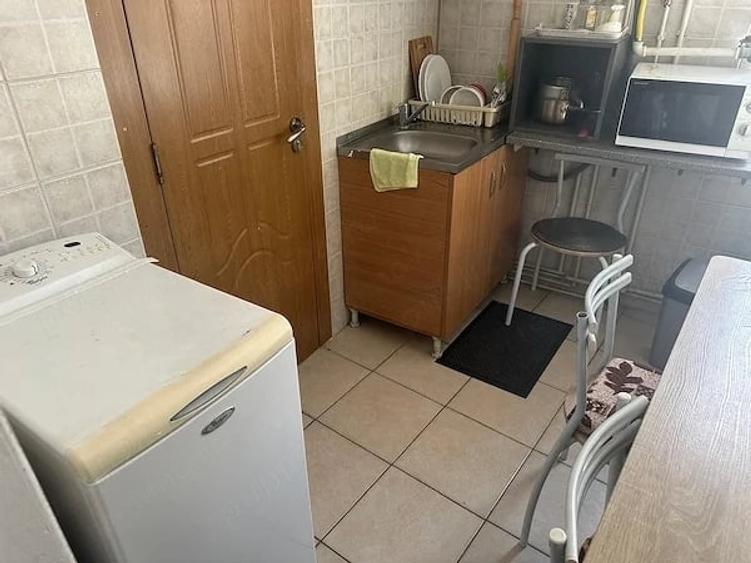 Garsonieră decomandată în Central