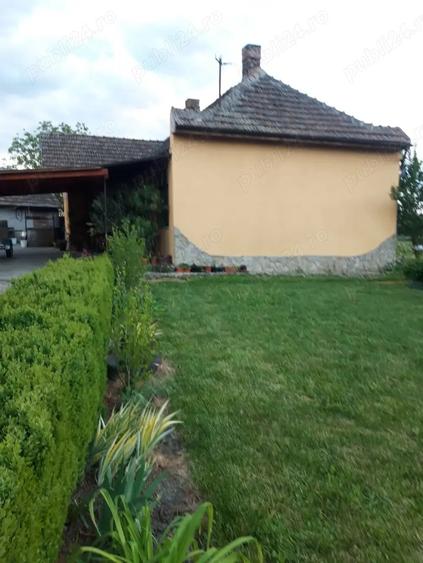 Casă cu 3 camere cu Teren 23000 Mp în Moftin