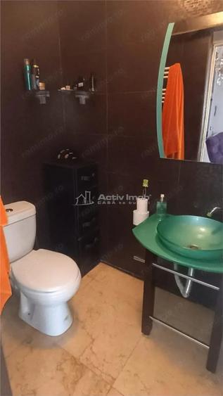 Casă cu 4 camere cu Teren 300 Mp în Central