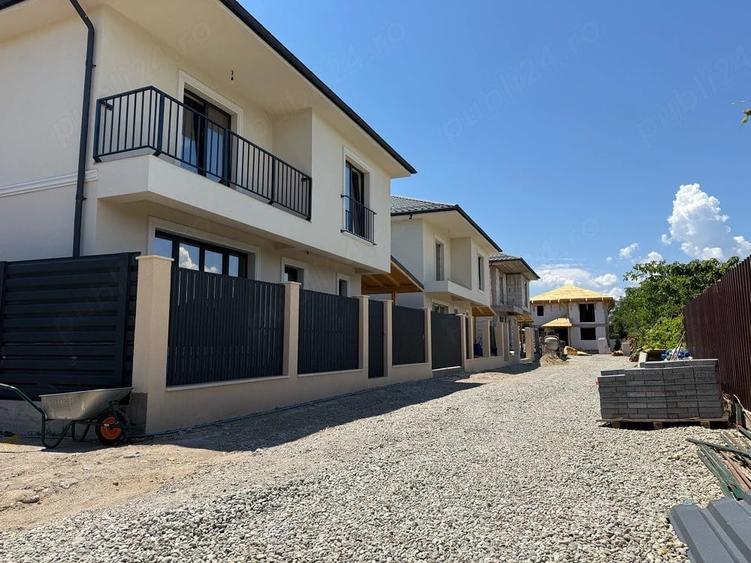 Casă cu Teren 300 Mp în Crihala