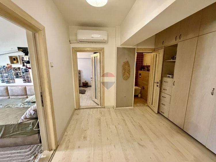 Apartament cu 3 camere decomandat în Brăilei