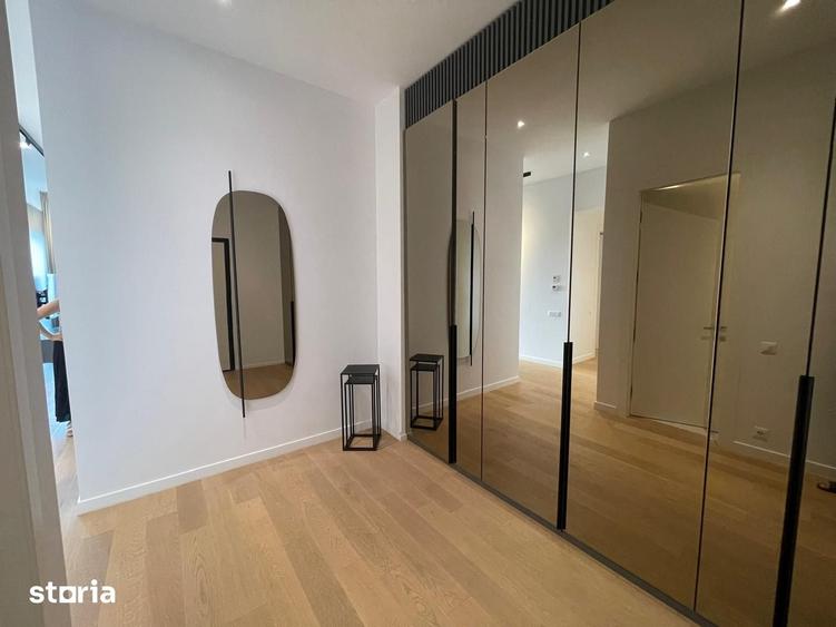 Apartament cu 3 camere în Tei